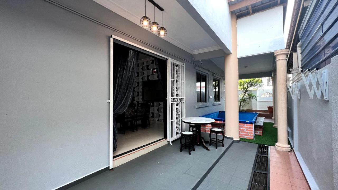 Yb Guest House 4 Bilik 5 Katil Chukai Zewnętrze zdjęcie